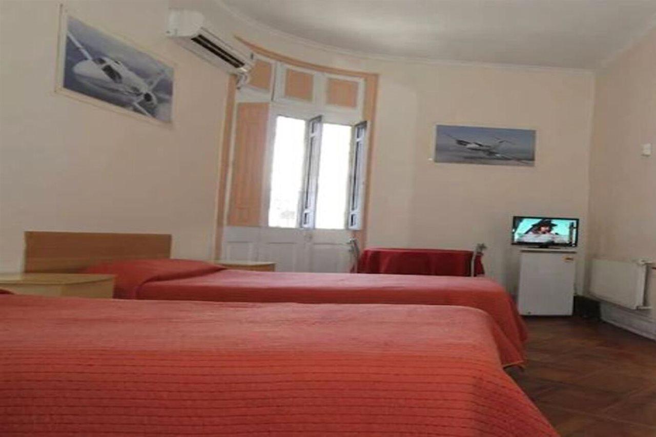 Hotel Londres 35 Сантяго Екстериор снимка